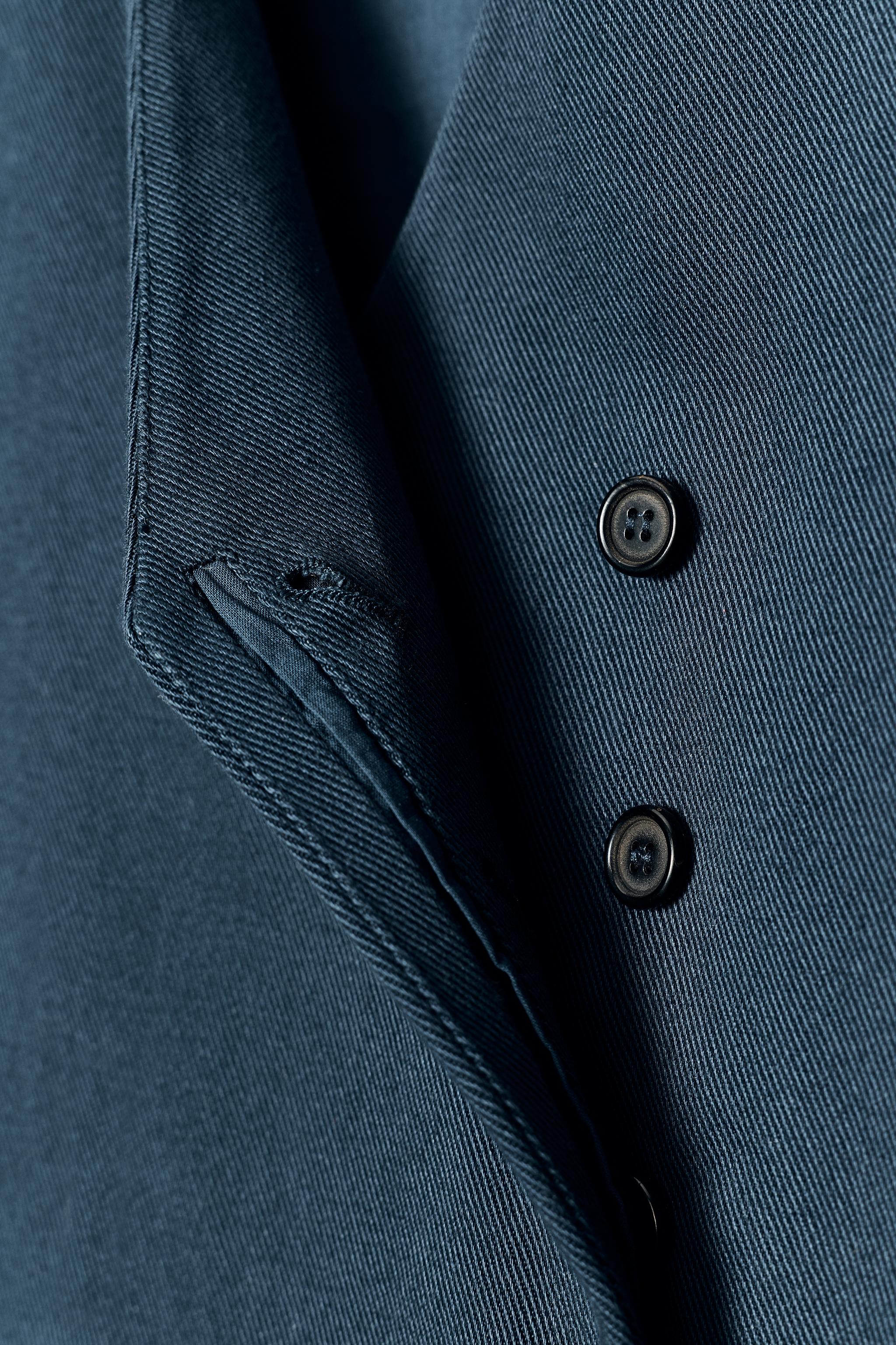 ZW COLLECTION DOUBLE-BREASTED VEST